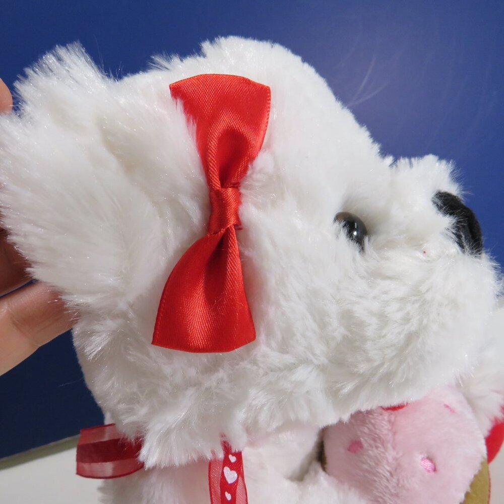 sweet heart White Bear with fabric cupcake valentines - Picture 6 of 13